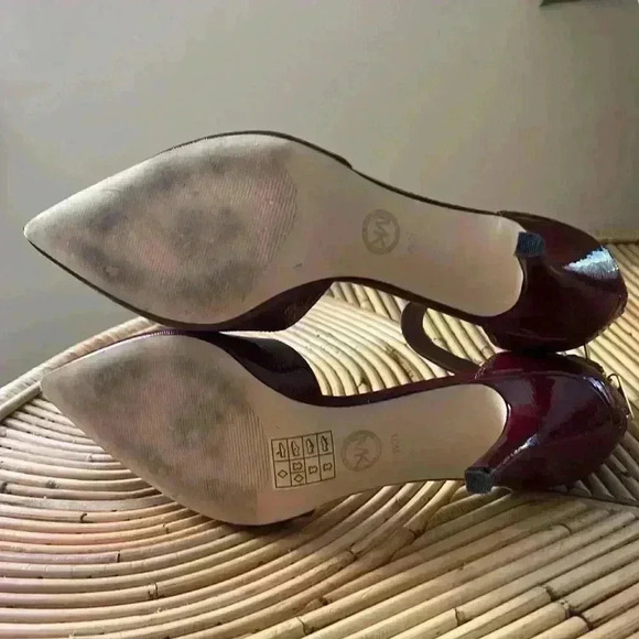 Burgundy patent Leather stilletto pump with ankle strap - Picture 4 of 6